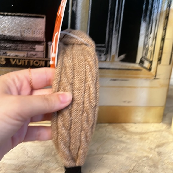 New! French Connection Headband - Picture 3 of 6